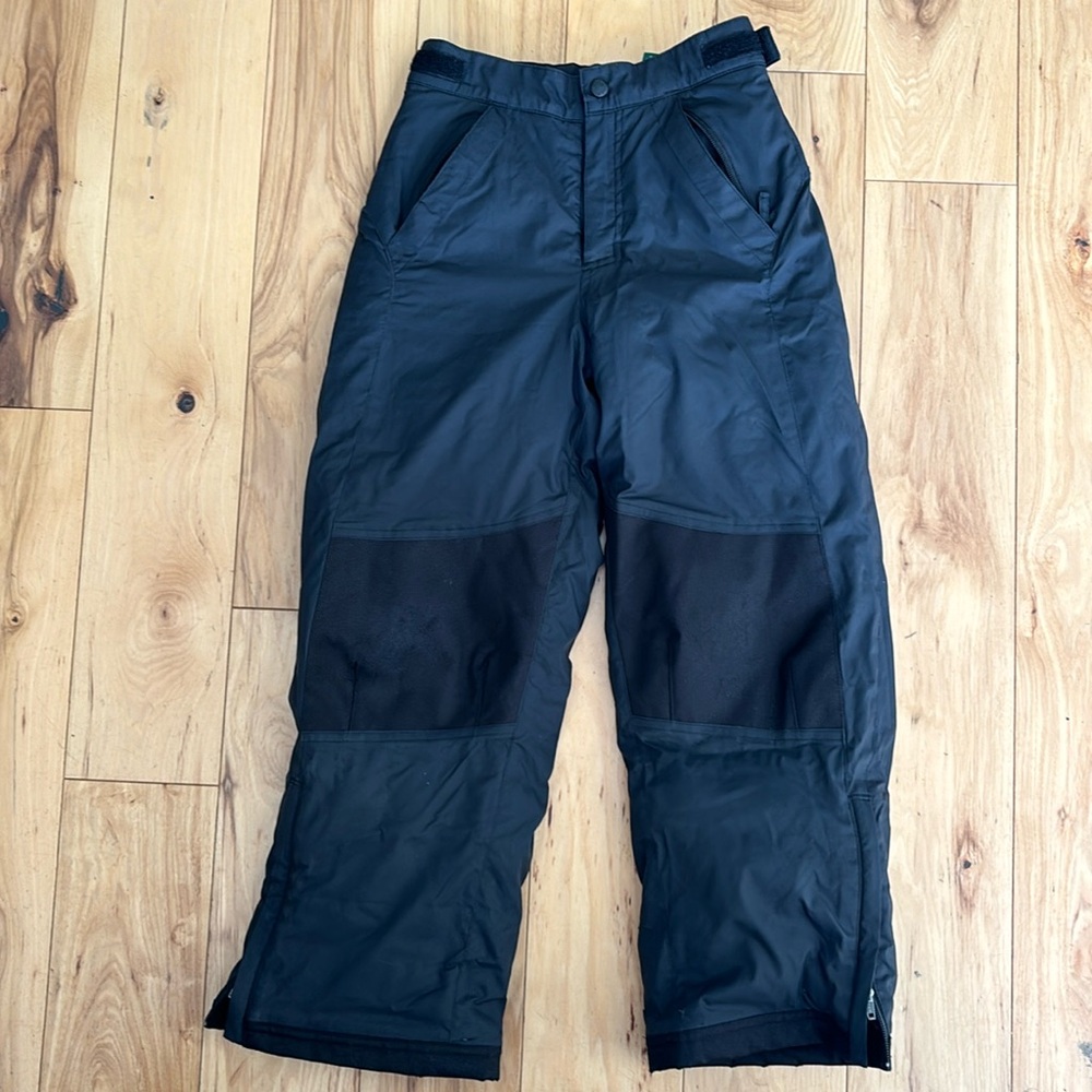 Llbean snowpants. Excellent used condition.